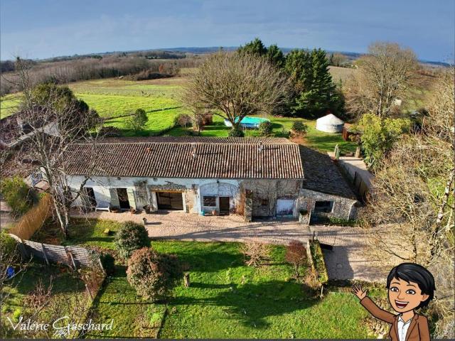 Maison 6 pièces 250 m²