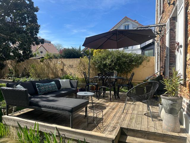 Maison 6 pièces 250 m²