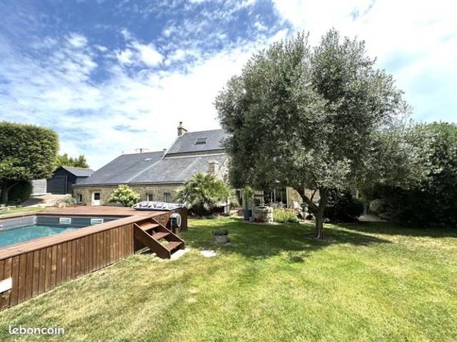 Maison 6 pièces 250 m²