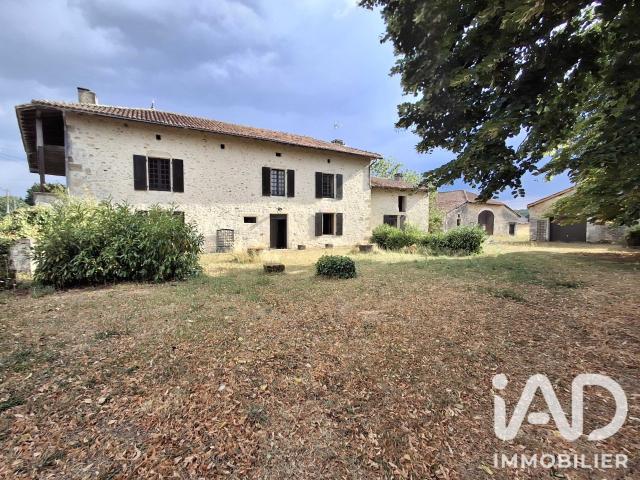 Maison 6 pièces 250 m²