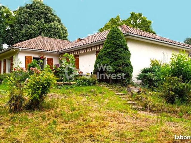Maison 6 pièces 250 m²