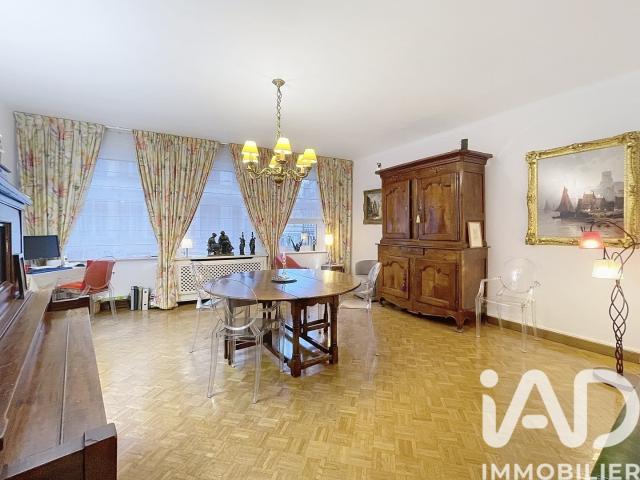 Maison 6 pièces 319 m²