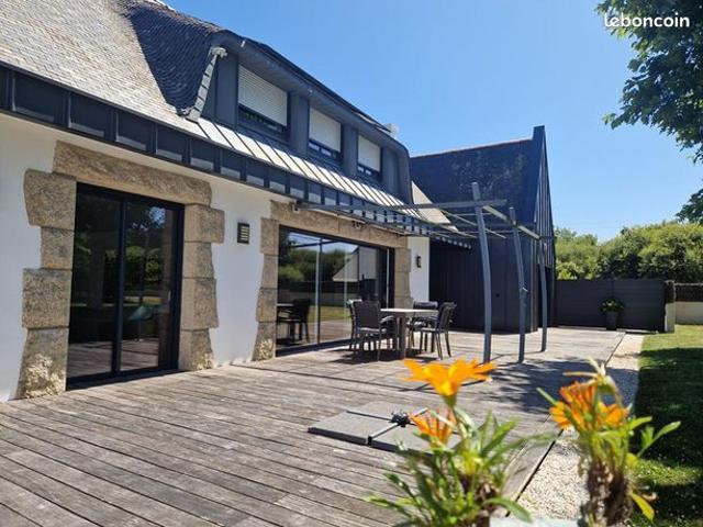 Maison 6 pièces 251 m²