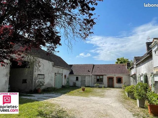 Maison 6 pièces 251 m²