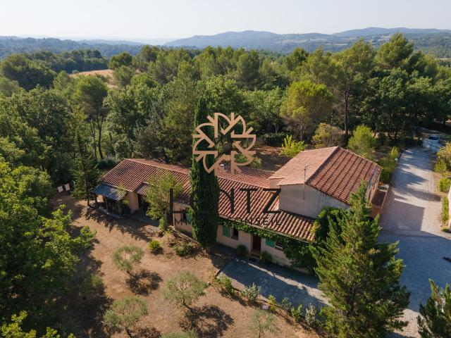 Maison 6 pièces 252 m²