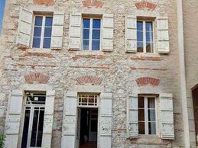 Maison 6 pièces 253 m²
