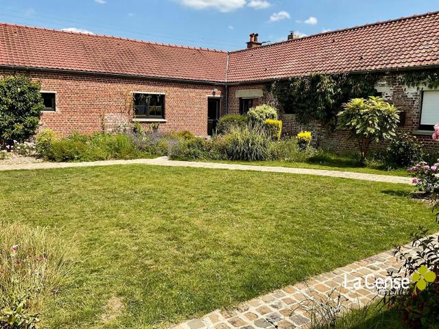 Maison 6 pièces 253 m²