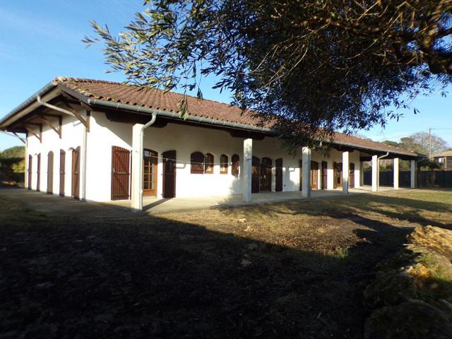 Maison 6 pièces 253 m²
