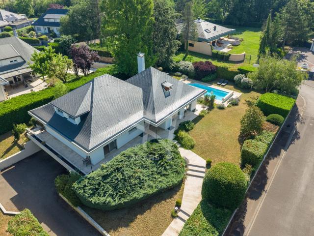 Maison 6 pièces 264 m²