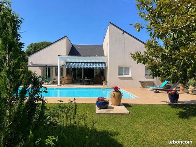 Maison 6 pièces 264 m²