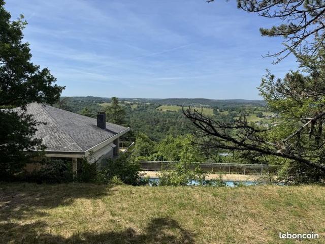 Maison 6 pièces 264 m²