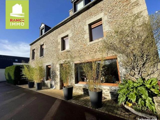 Maison 6 pièces 265 m²