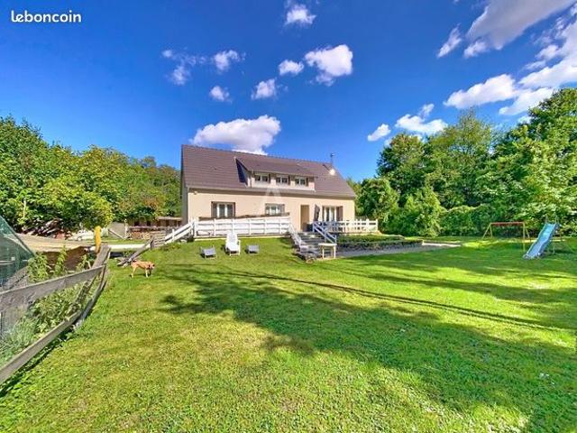 Maison 6 pièces 265 m²