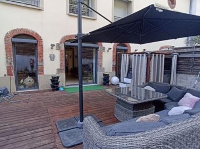 Maison 6 pièces 265 m²