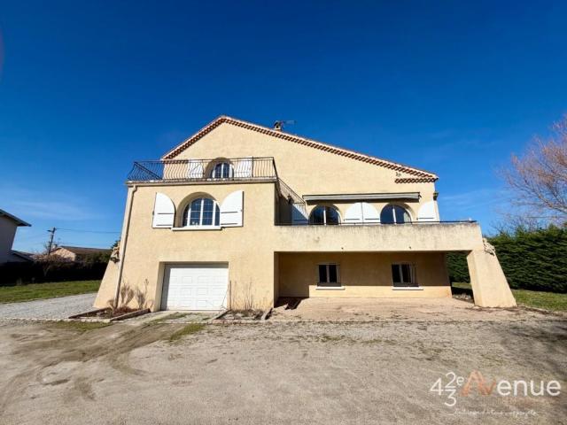 Maison 6 pièces 265 m²