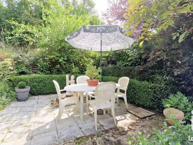 Maison 6 pièces 266 m²