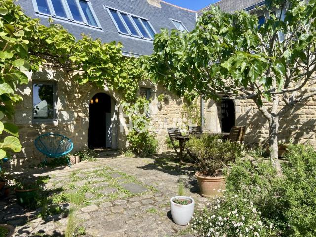 Maison 8 pièces 225 m²