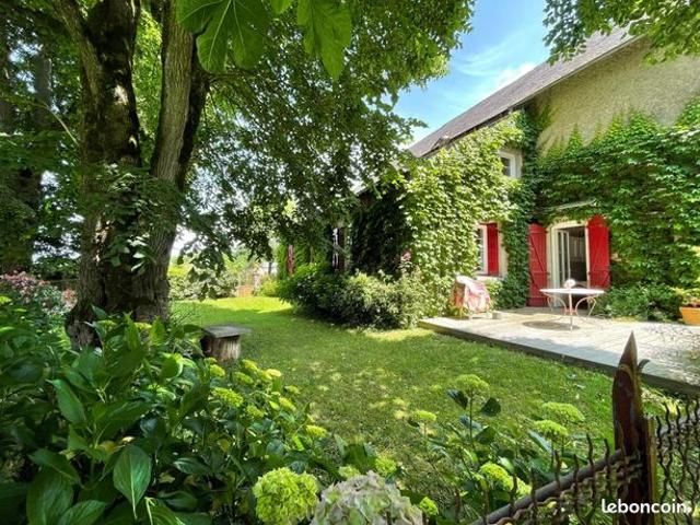Maison 6 pièces 266 m²