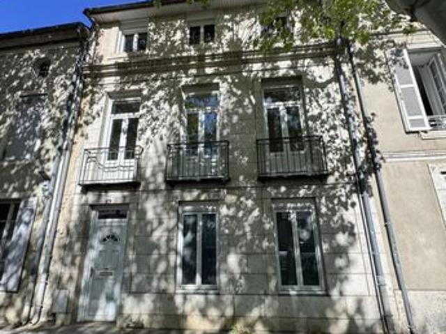 Maison 6 pièces 267 m²