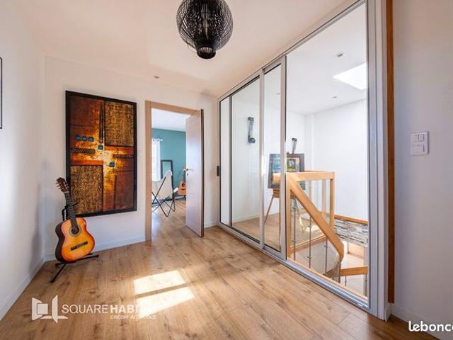 Maison 6 pièces 268 m²