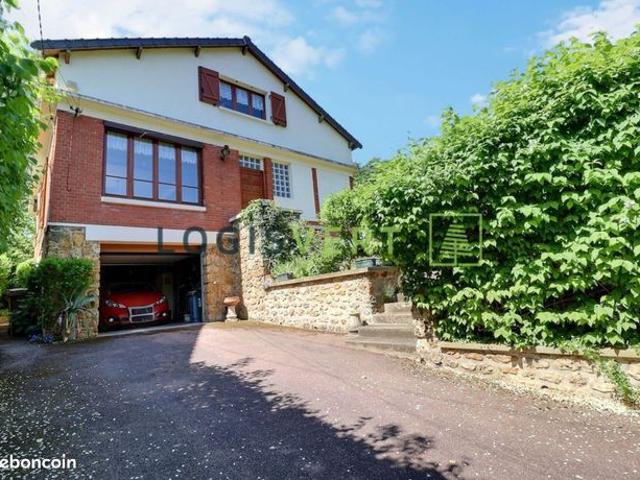 Maison 6 pièces 268 m²