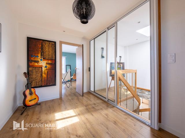 Maison 6 pièces 268 m²