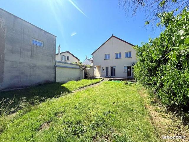 Maison 6 pièces 268 m²