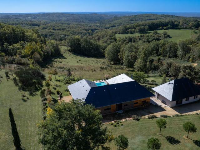 Maison 6 pièces 260 m²