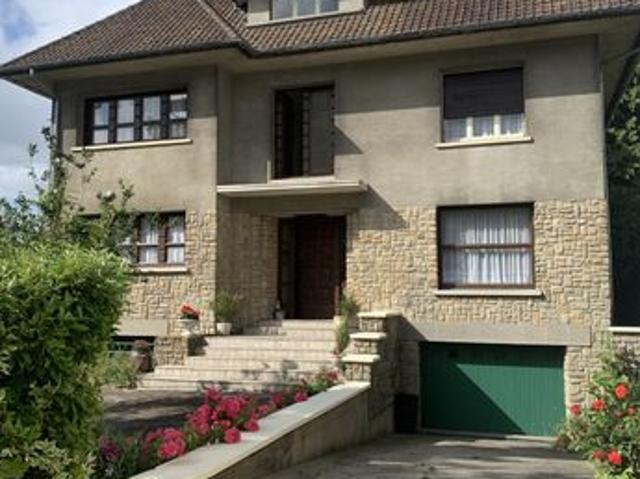 Maison 6 pièces 260 m²