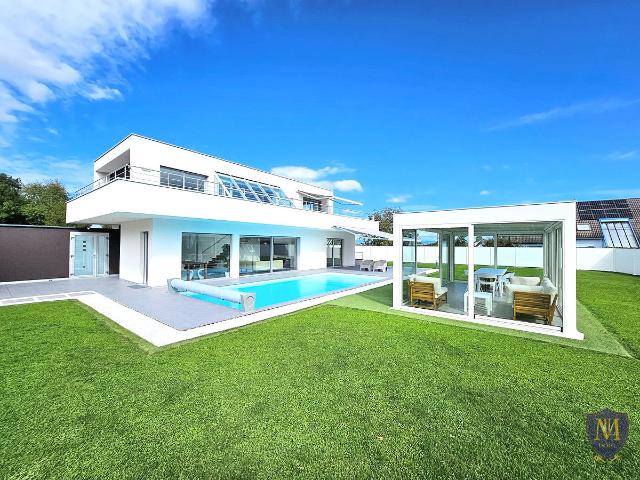 Maison 6 pièces 260 m²
