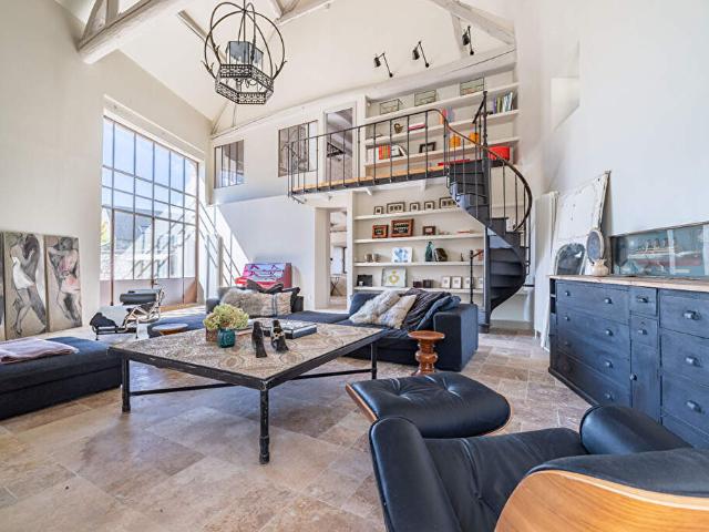 Maison 6 pièces 260 m²
