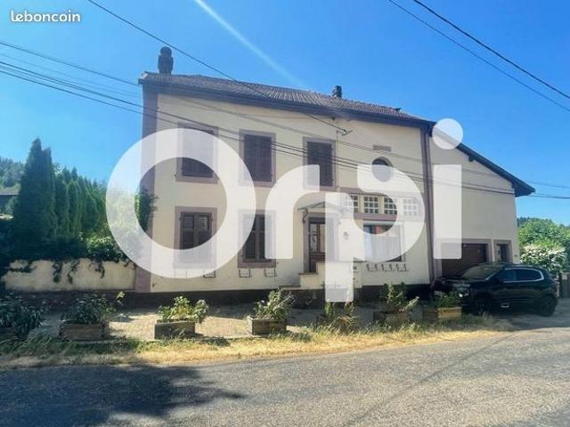 Maison 6 pièces 260 m²