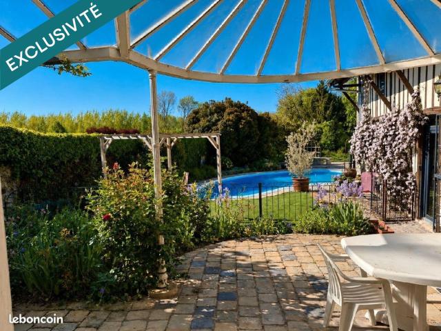 Maison 6 pièces 260 m²