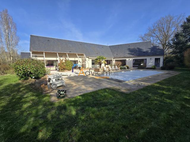Maison 6 pièces 260 m²