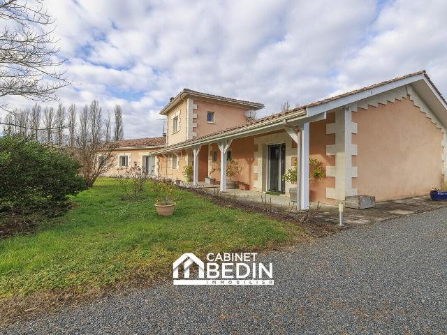 Maison 6 pièces 260 m²