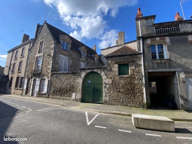 Maison 6 pièces 260 m²