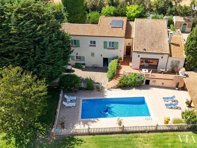 Maison 6 pièces 262 m²
