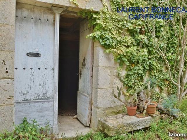 Maison 6 pièces 274 m²