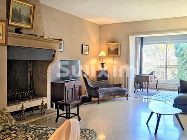 Maison 6 pièces 275 m²