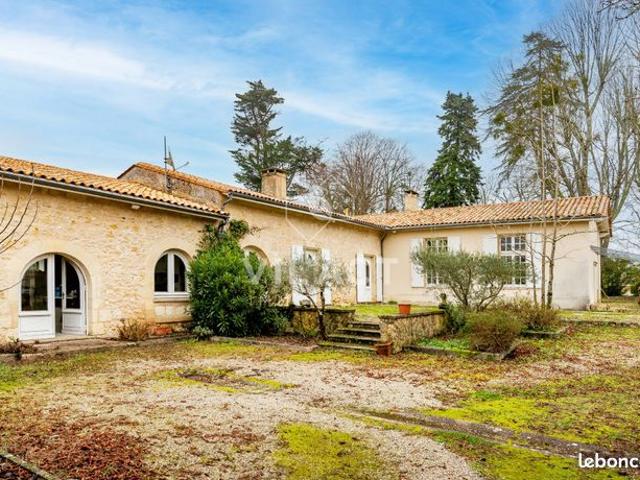 Maison 6 pièces 275 m²