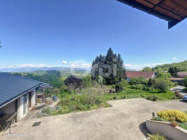 Maison 6 pièces 276 m²