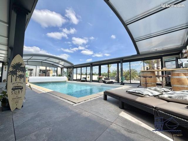 Maison 6 pièces 277 m²
