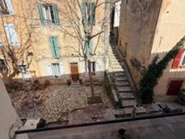 Maison 6 pièces 271 m²