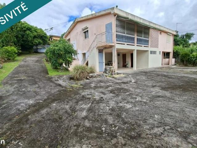 Maison 6 pièces 272 m²