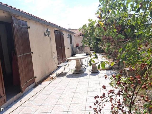 Maison 6 pièces 284 m²