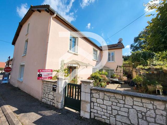 Maison 6 pièces 284 m²