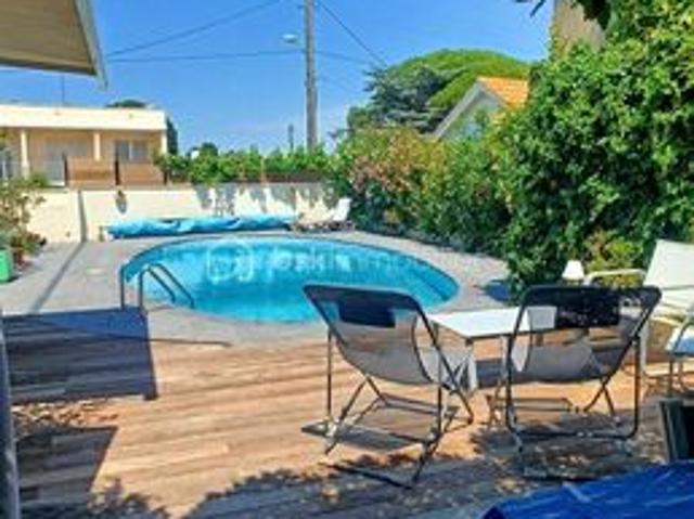 Maison 6 pièces 285 m²