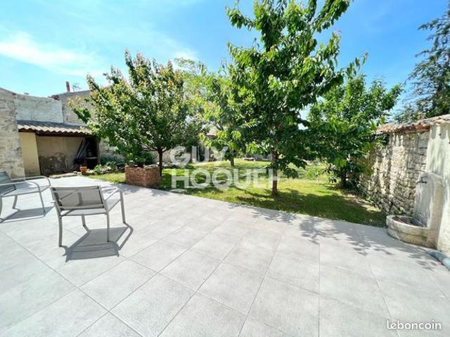 Maison 6 pièces 286 m²
