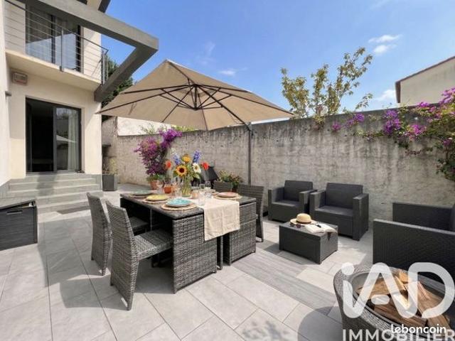 Maison 6 pièces 287 m²