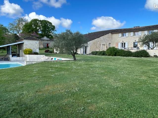 Maison 6 pièces 289 m²